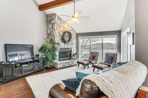 Lakeview Retreat Near Margaritaville - Interior