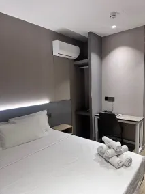 Hotel Golden Madrid - Chambre
