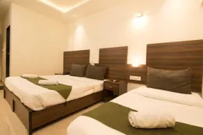 HOTEL GOLDEN TULIPZ - Chambre