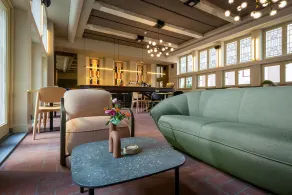 Stadsherberg Ald Weishoès - Hostel - Restaurant