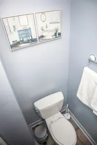 Downtown Cozy 2 BR Apt - 4min drive MardiGras Park - Salle de bain
