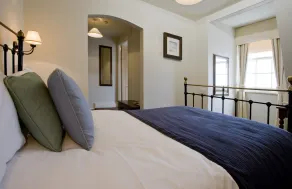 Royal Hotel - Room