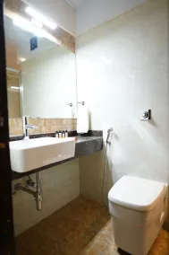 Hotel Grand Visava Lonavala - Bathroom