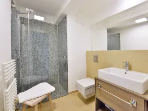 DORMERO Strandhotel Rügen - Bathroom