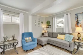 Modern Crosby Retreat < 1 Mi to Serpent Lake! - Interiør