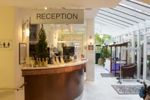 Victoria Hotel - Recepción