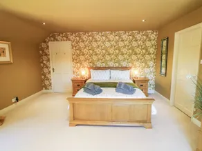 The Granary - Room