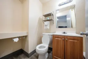 Banfield Studios By OYO Portland OR - Bathroom