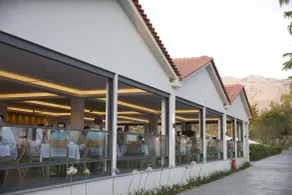 Paleros Beach Resort - Restaurant