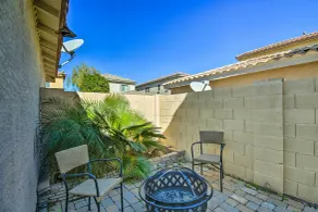 2-story Surprise Getaway w/ Patio + Fire Pit! - Interior
