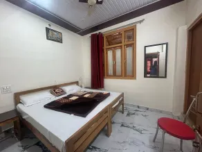 Hotel Royal Sainik - Habitación
