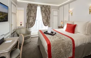 Hôtel Regina Louvre - Zimmer