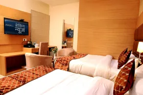 Hotel Landmark Near Golden Temple - Rum