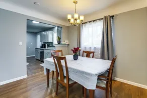 Pet-friendly Oak Park Home Near Royal Oak - Interni
