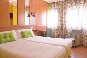 Hotel Aro'S - Zimmer
