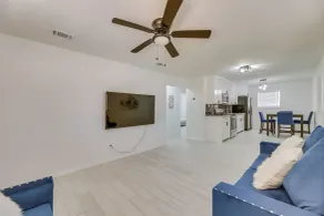 Walk to UTRGV! Edinburg Home w/ Fenced Yard - Intérieur