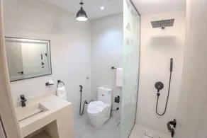 Tara Plus Hotel - Badrum
