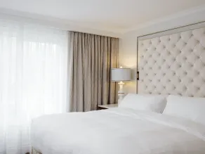 Chateau Vaudreuil - Chambre