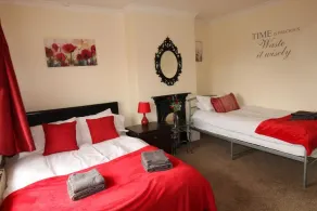 Milton House Chesterfield By Smart Corporate Stays - Room