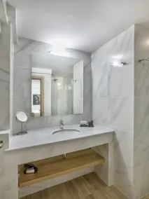 Acropolis City Life BH - Bathroom