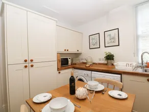 2B Cavendish Villas - Private kitchen