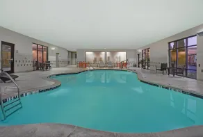 Hampton Inn & Suites Robbinsville - Piscine