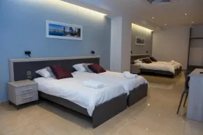 Stay at 9020 Boutique B&B - Camera