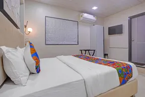 Fabhotel Golden Galaxy - Chambre
