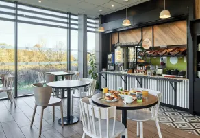 B&B HOTEL Igny Palaiseau - Restaurante