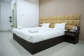 Krishna's Landmark Business Hotel - Chambre