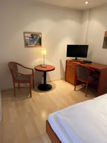 Passage 84 - Hotel & Café - Habitación
