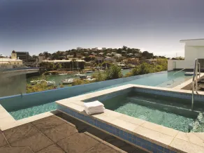 Oaks Townsville Gateway Suites - Pool