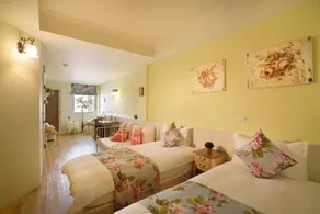 Good day - Room