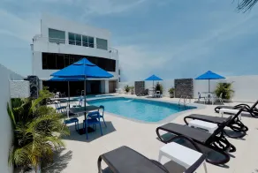 Howard Johnson by Wyndham Barranquilla Versalles - Pool