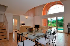 Résidence Lagrange Vacances Villas Royal Green - Coin séjour