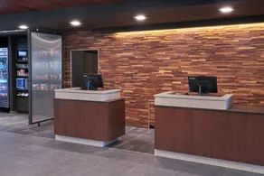 Courtyard by Marriott Petoskey at Victories Square - Réception