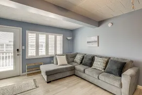 Oceanside Retreat in Mantoloking: Walk to Beach! - Innenbereich