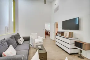 Private Virginia Beach Escape w/ Pool & Fire Pit! - Innvendig