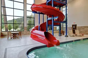 Hampton Inn by Hilton Chilliwack - Piscine