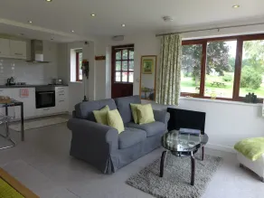 The Rock self-catering holiday cottage and garden lodges - Zimmer