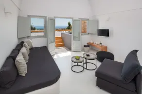 June Twenty Suites - Quarto