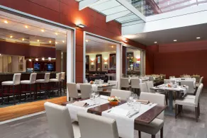 Ramada Encore by Wyndham Geneva - Restaurang