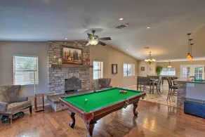 Glendale Escape Pet-Friendly avec Fire Pit & Yard! - Intérieur