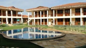 Ondas do Mar - Piscine
