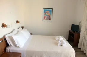Star Daratsos - Habitación