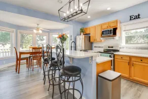 Soundfront Serenity! Cozy Hertford Home w/ Views - Innenbereich