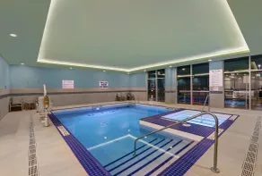 Holiday Inn Express & Suites - Collingwood - Piscine