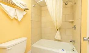 Baymont by Wyndham Sevierville Pigeon Forge - Salle de bain