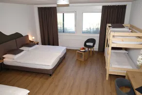Tailormade Hotel STANS SÜD - Room