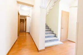 Hermes Xenon - Escalier